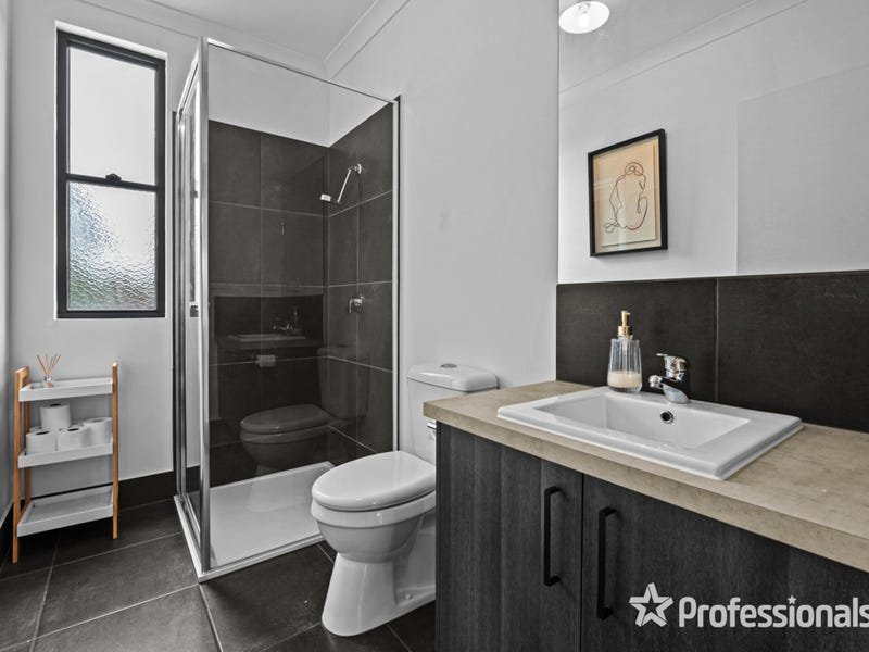 3 Lucinley Close, Kilsyth image 11
