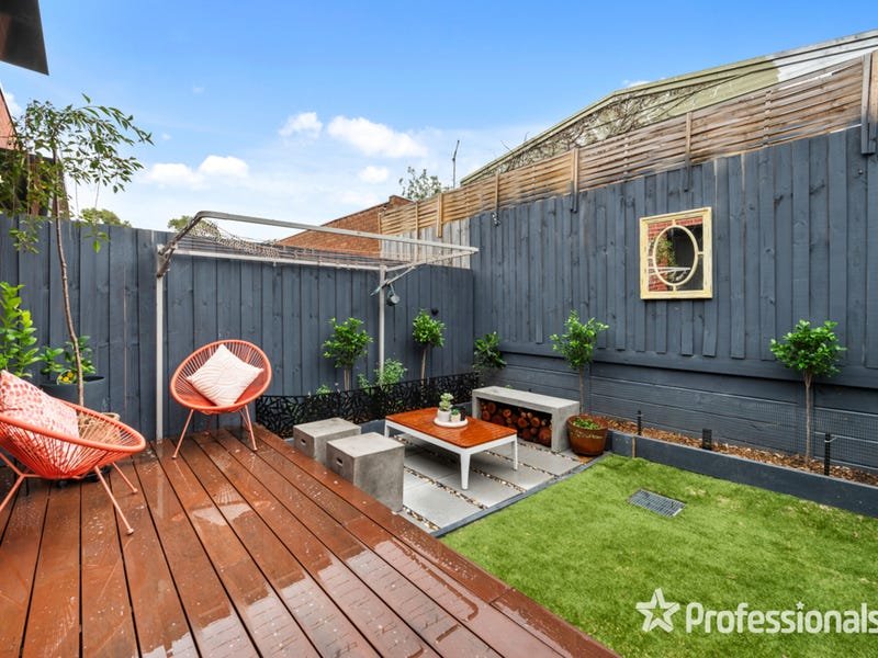 3 Lucinley Close, Kilsyth image 16