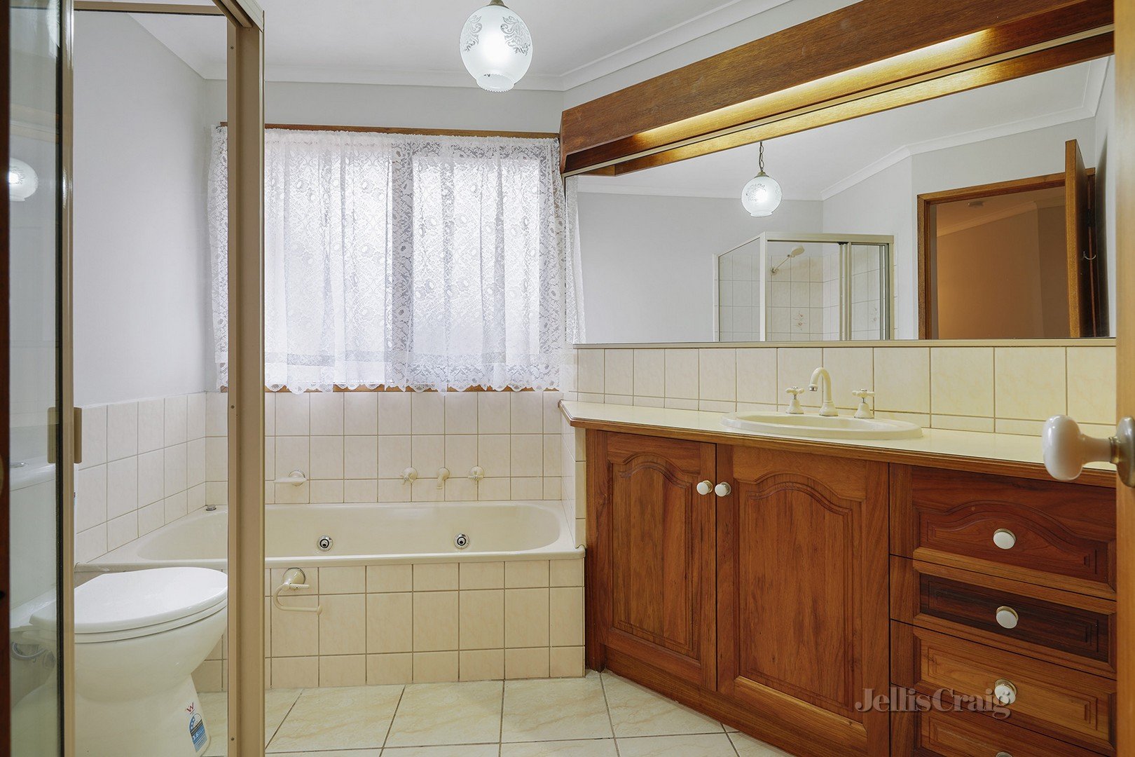 3 Maiya Court, Cheltenham image 8