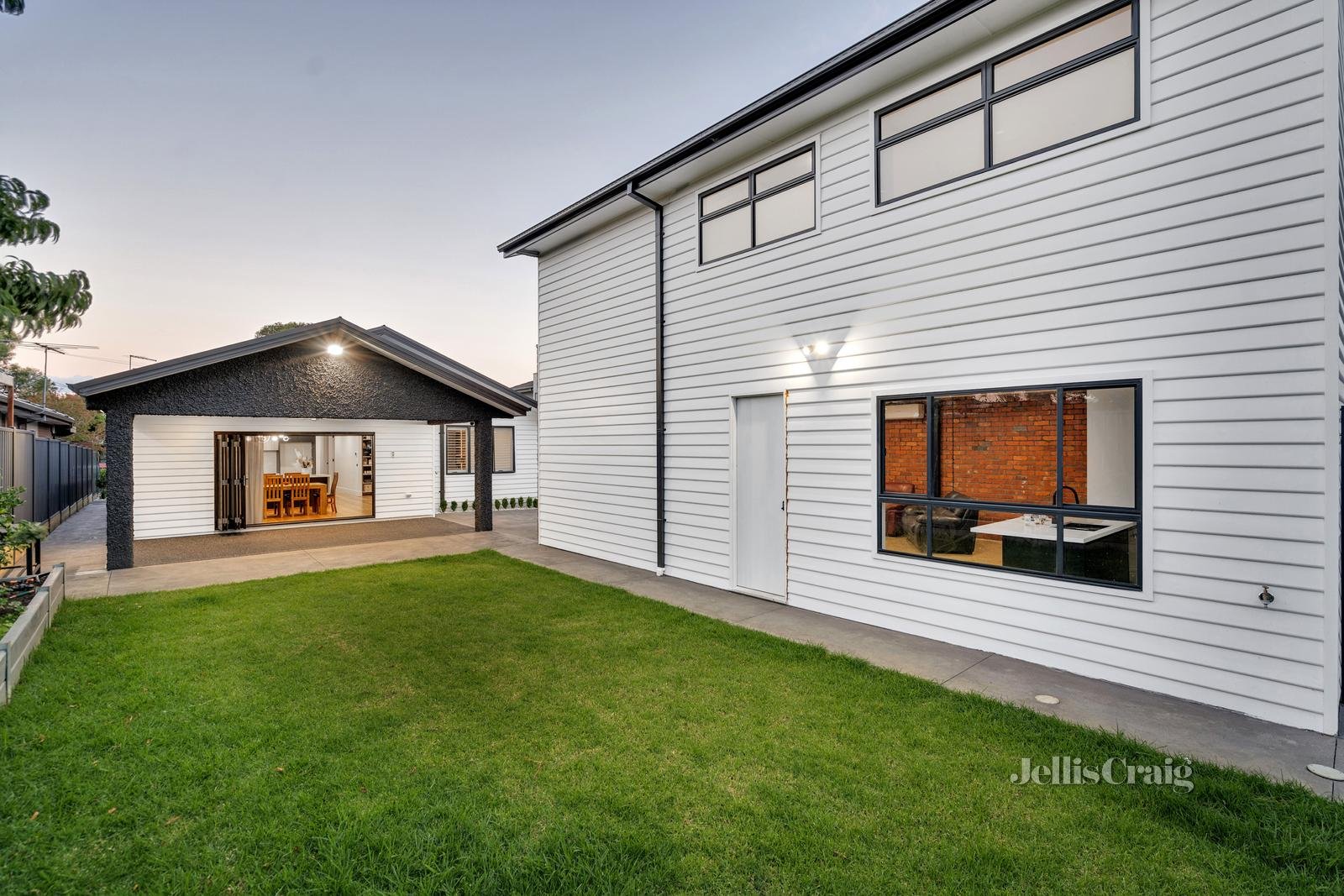 3 Manly Court, Coburg North image 4