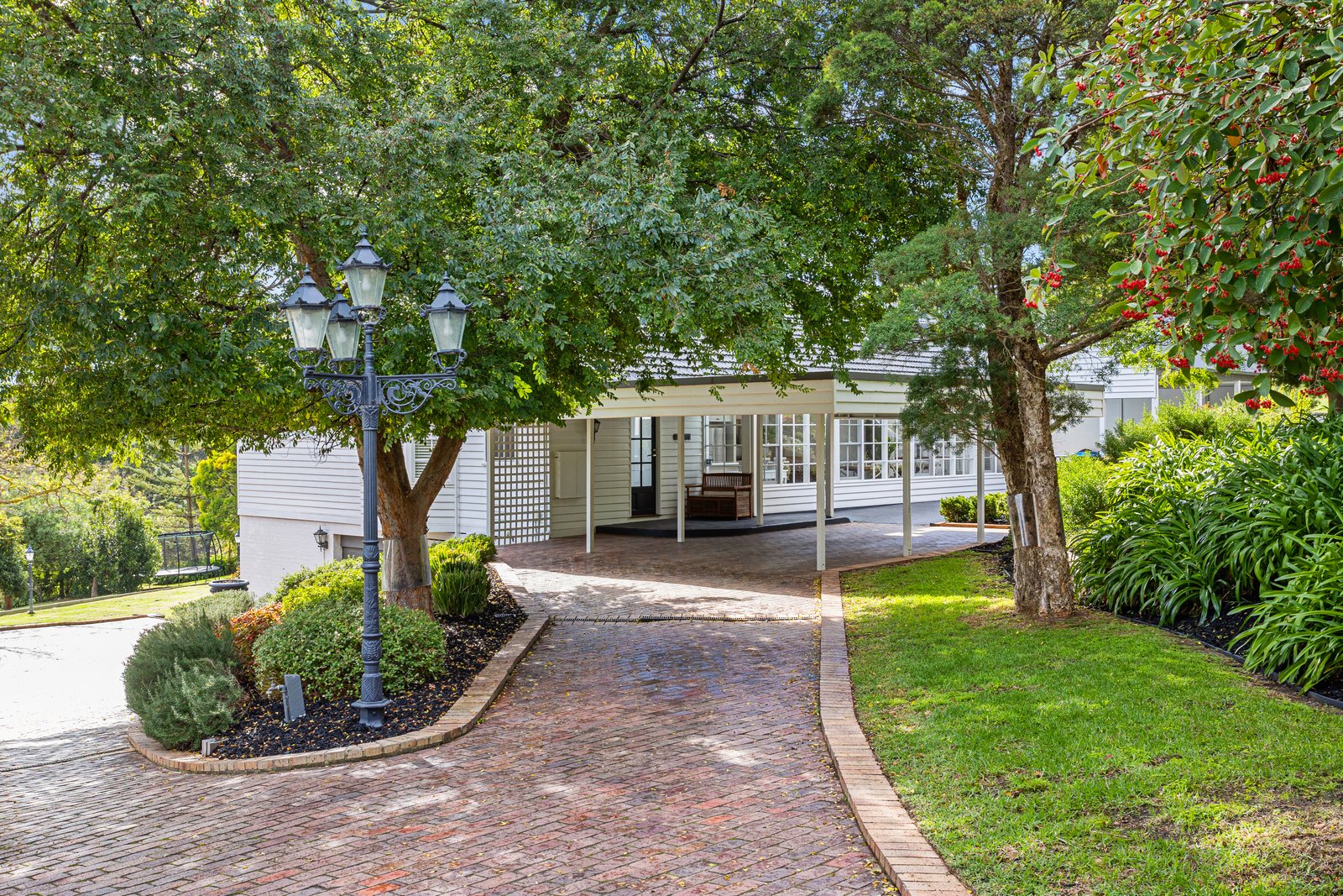 Property Gallery Thumbnail 3