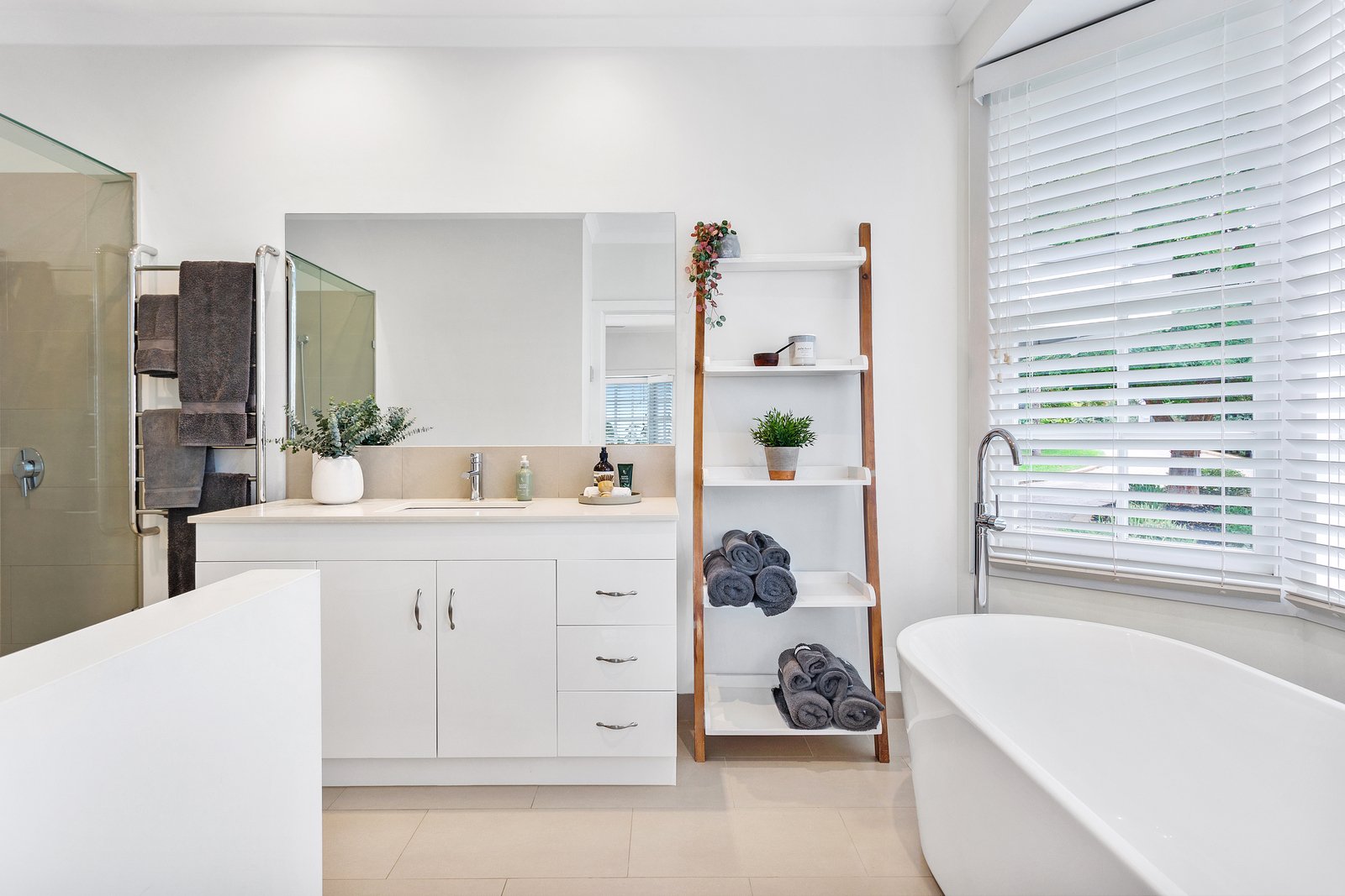 Property Gallery Thumbnail 7