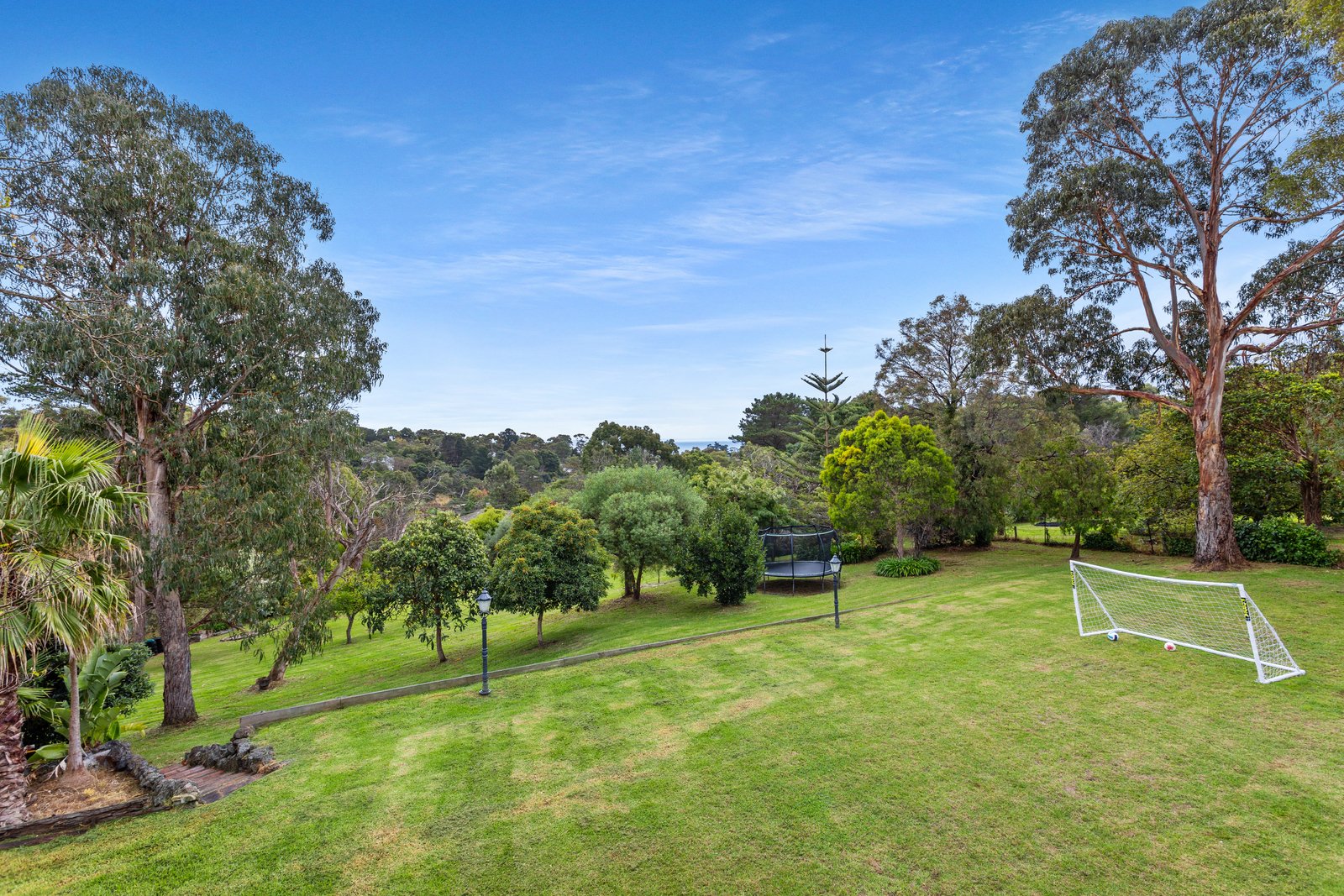 Property Gallery Thumbnail 12