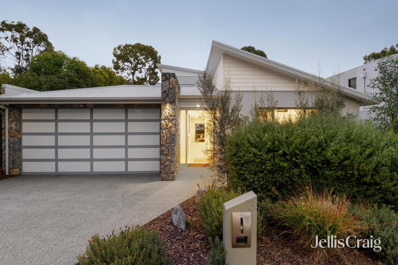 3 Marshall Avenue, Montmorency image 2