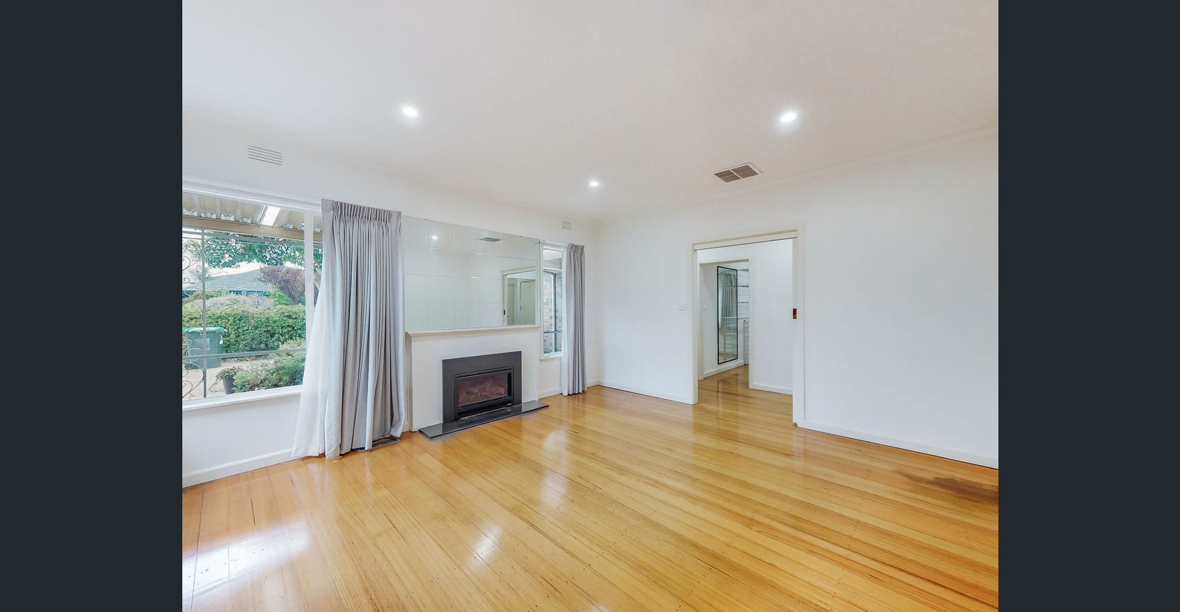 3 Marylin Court, Bentleigh East image 3