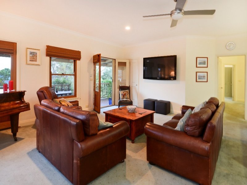 3 Mawarra Court, Highton image 5