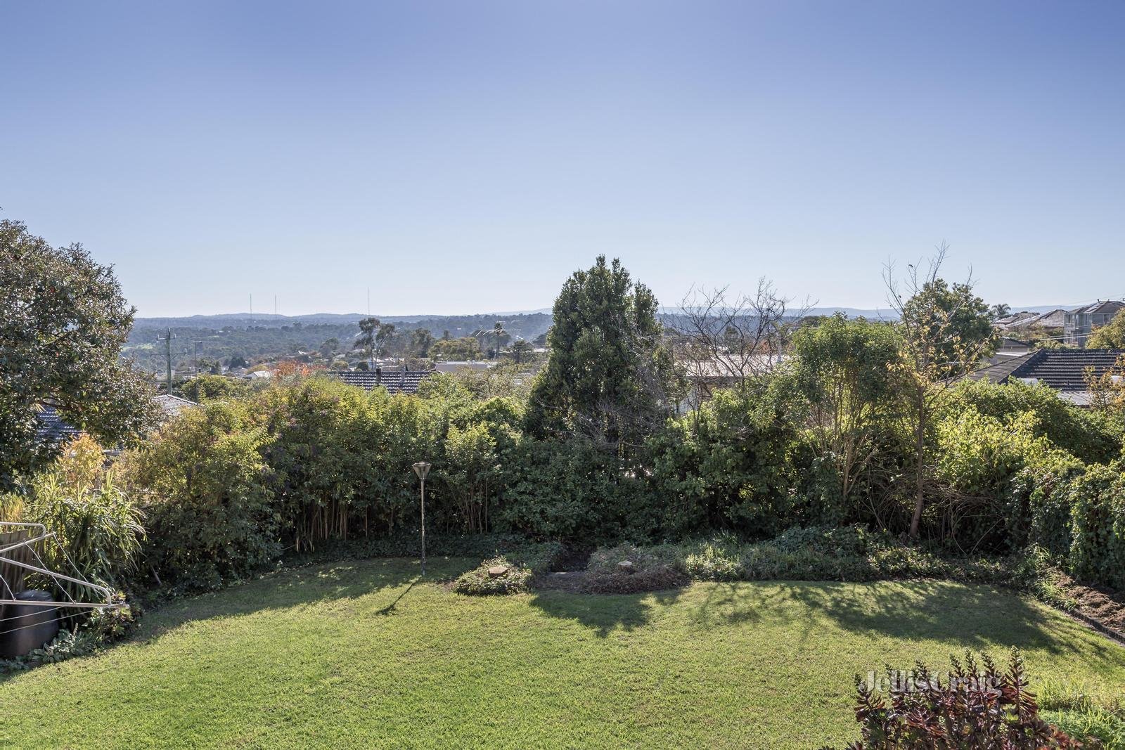 3 Mayfair Avenue, Templestowe Lower image 8