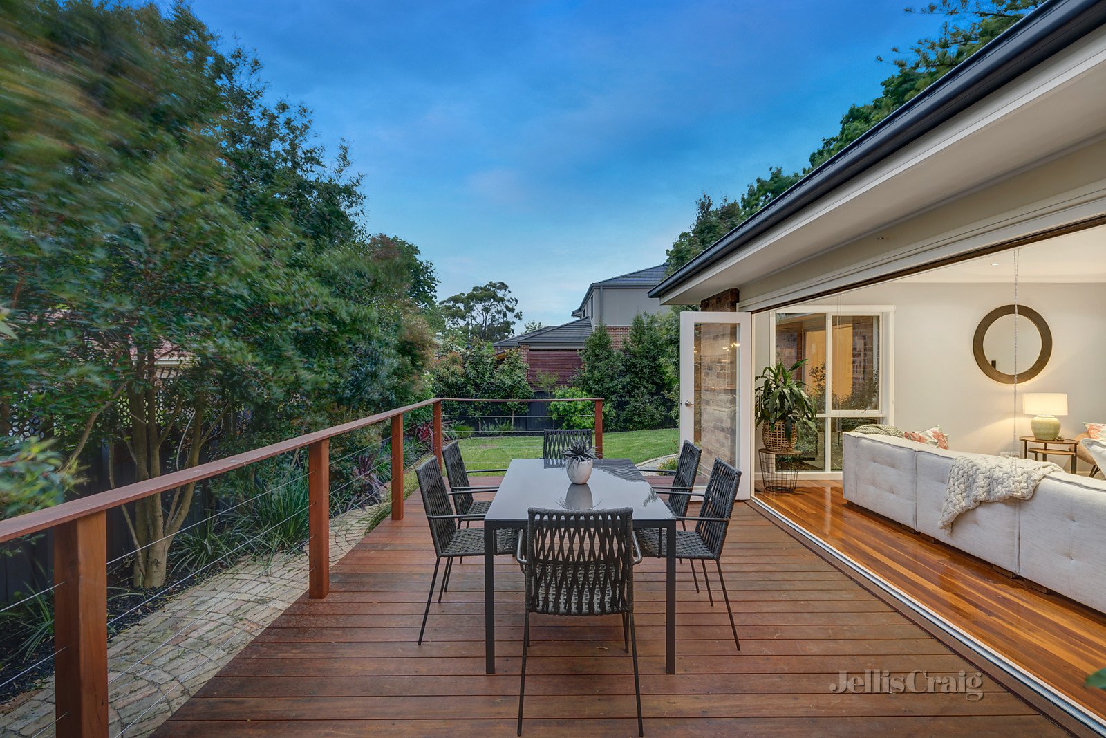 3 Mckeon Road, Mitcham image 9