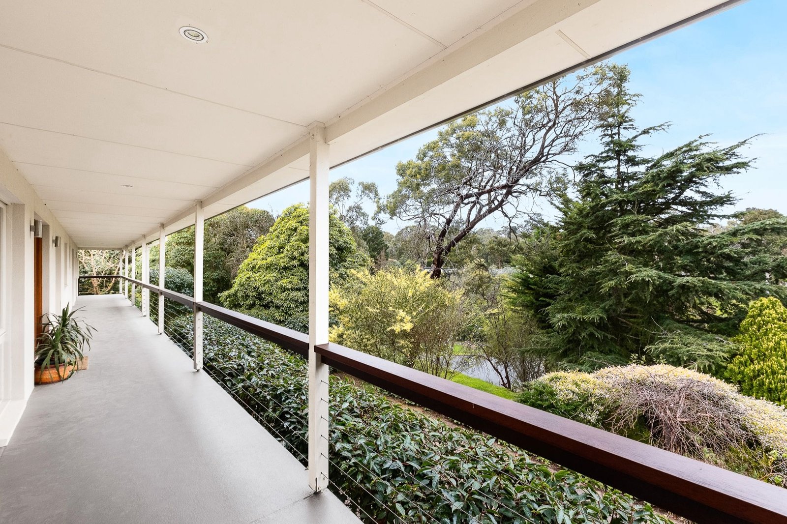 Property Gallery Thumbnail 2