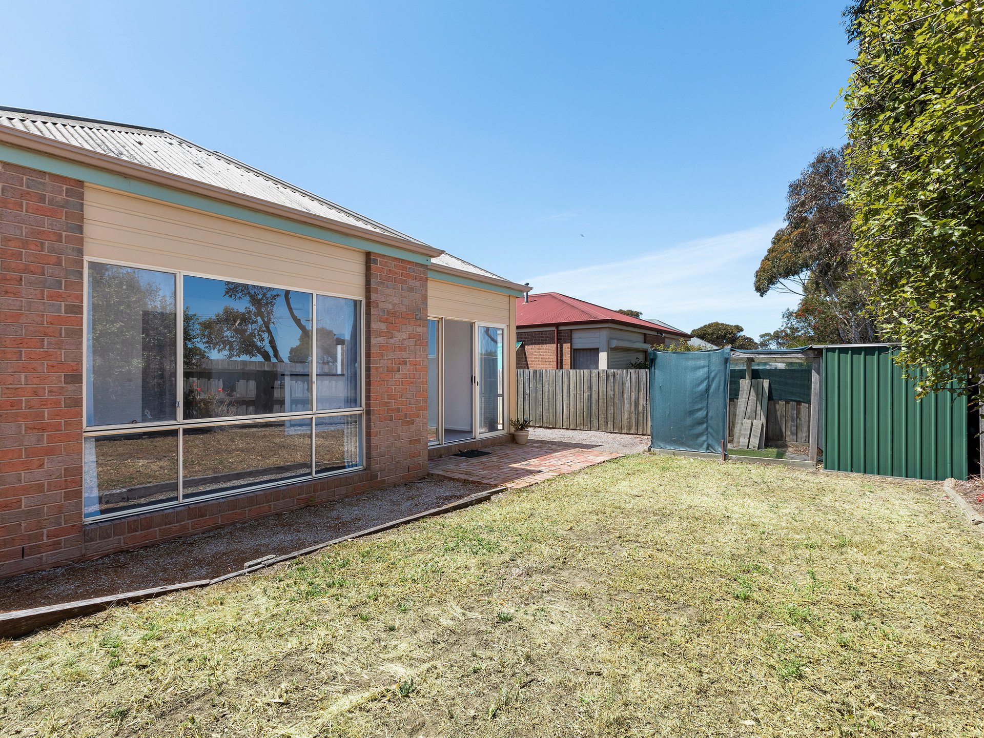 Property Gallery Thumbnail 12