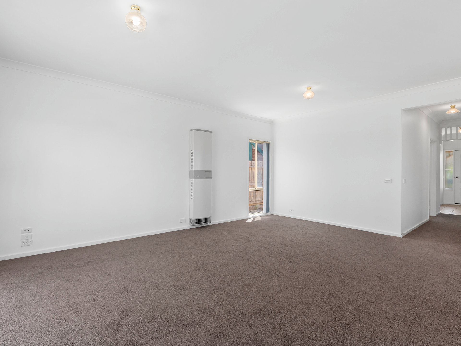 Property Gallery Thumbnail 6