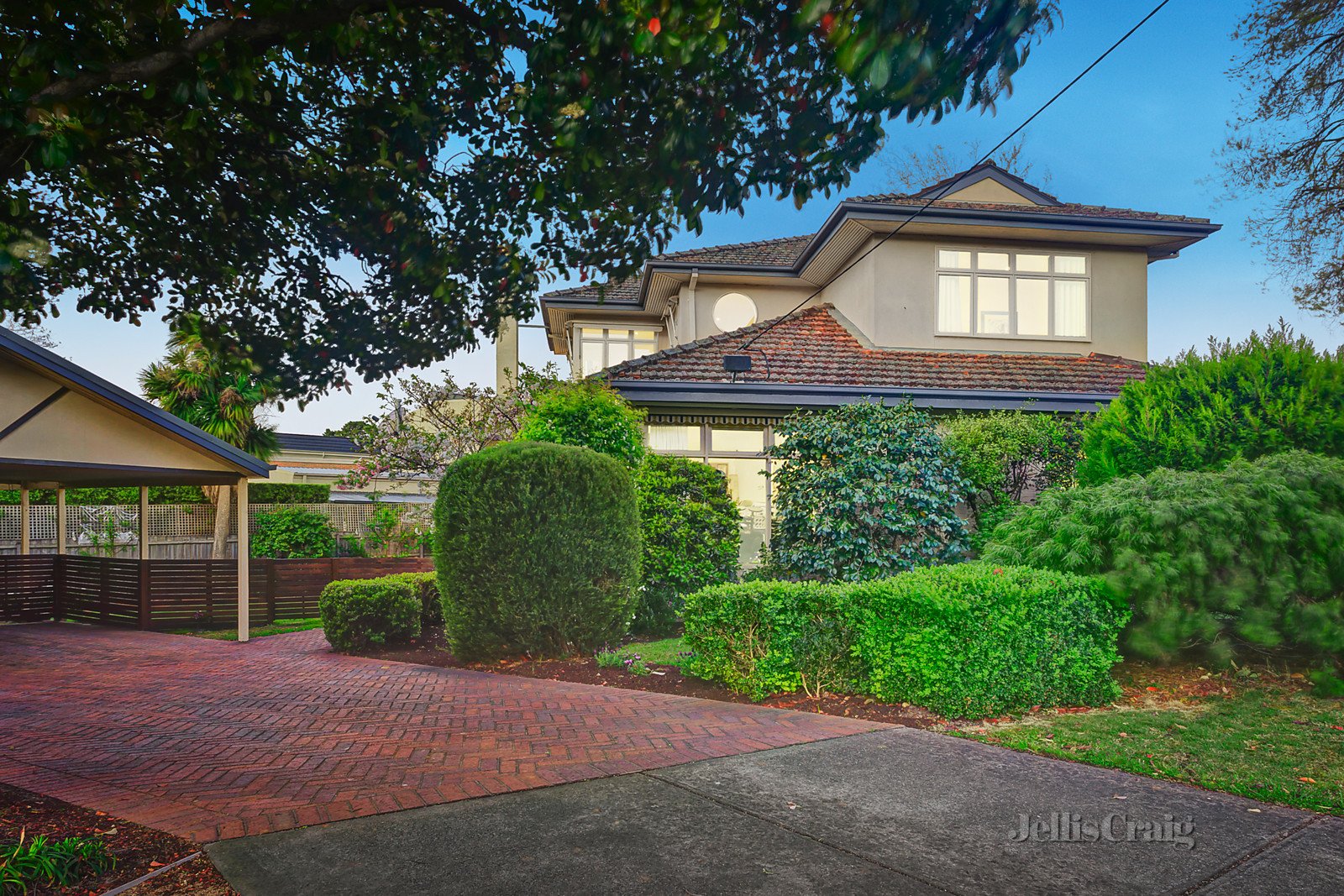 3 Melba Court, Balwyn image 1