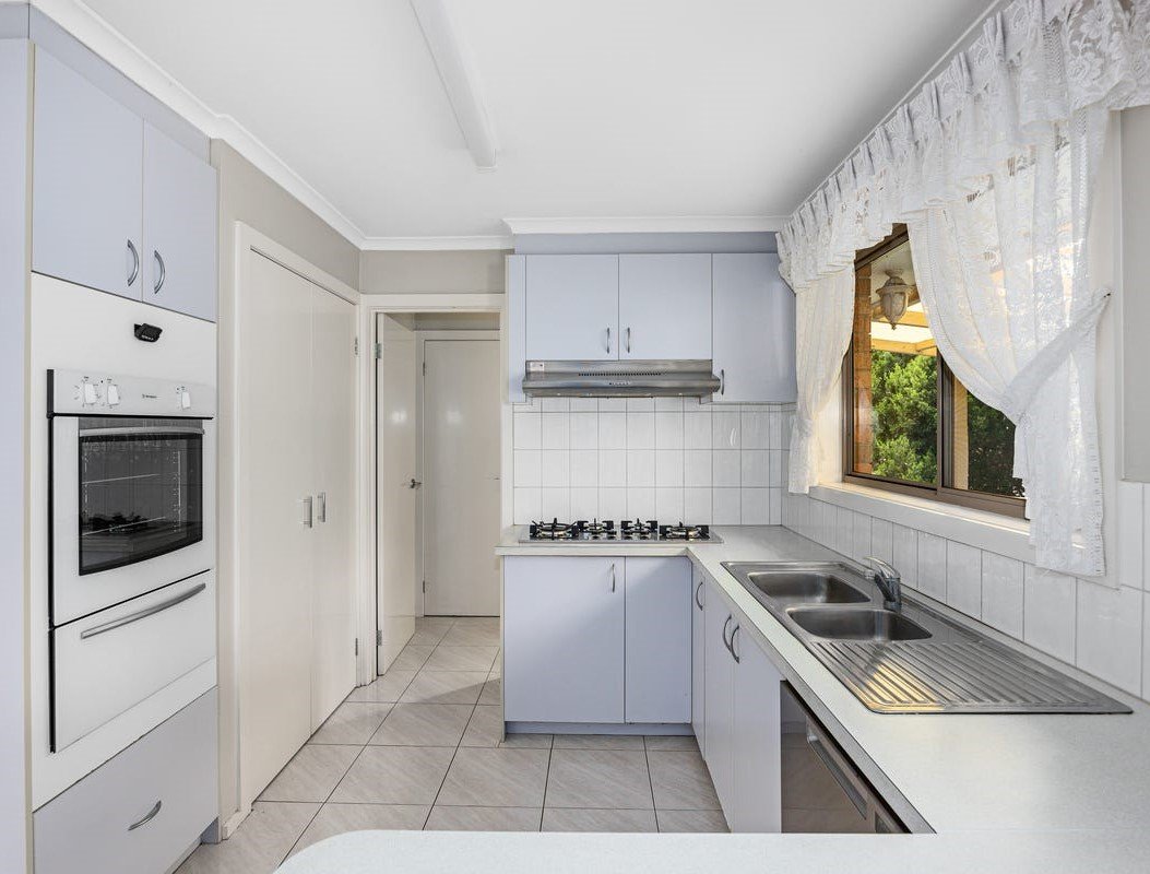 3 Melody Close, Lilydale image 2