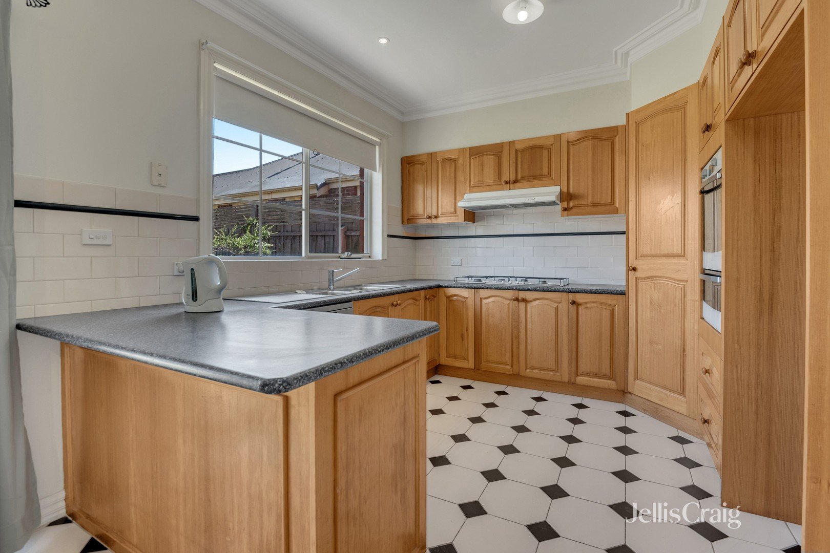 3 Merrett Drive, Williamstown image 6