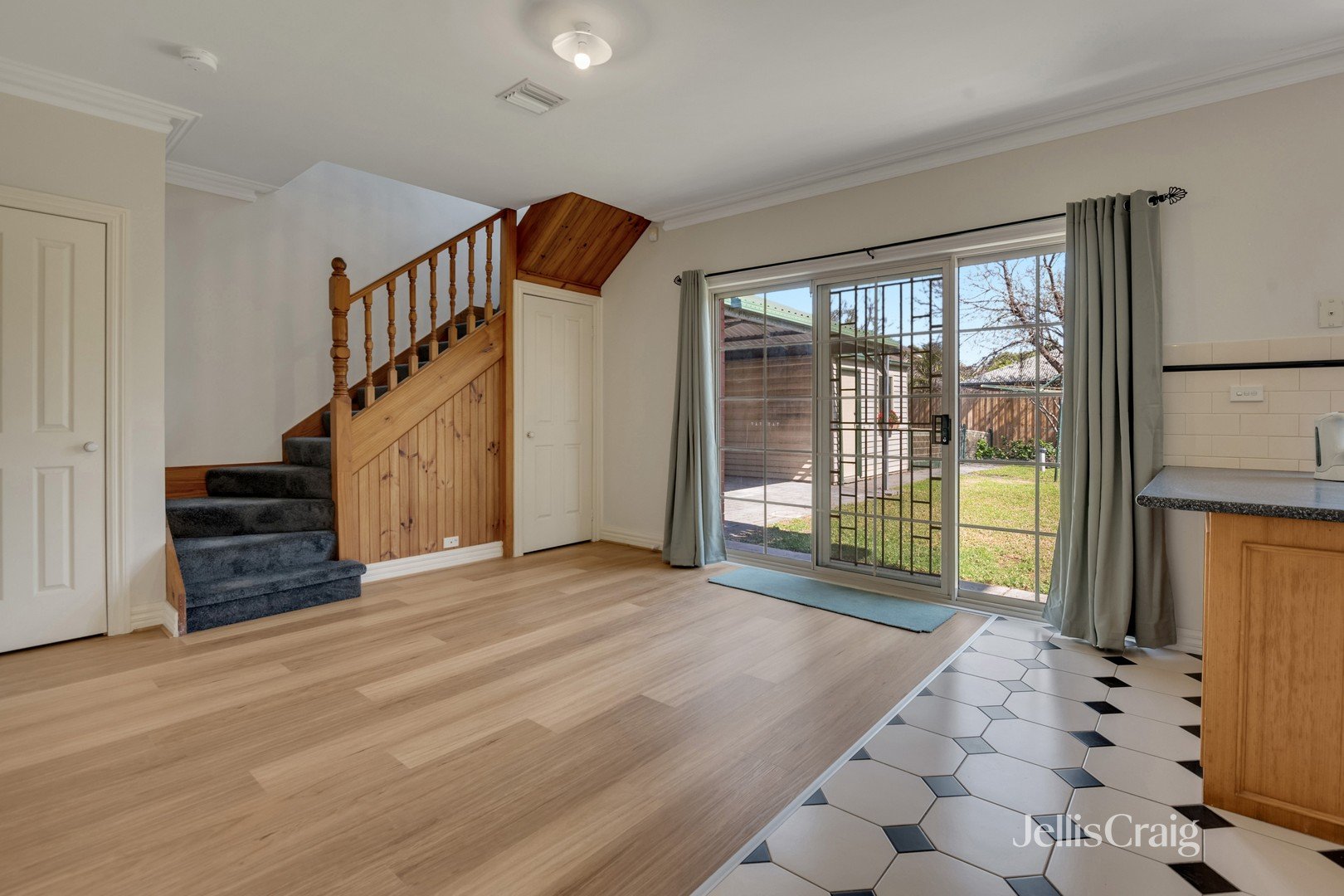 3 Merrett Drive, Williamstown image 4