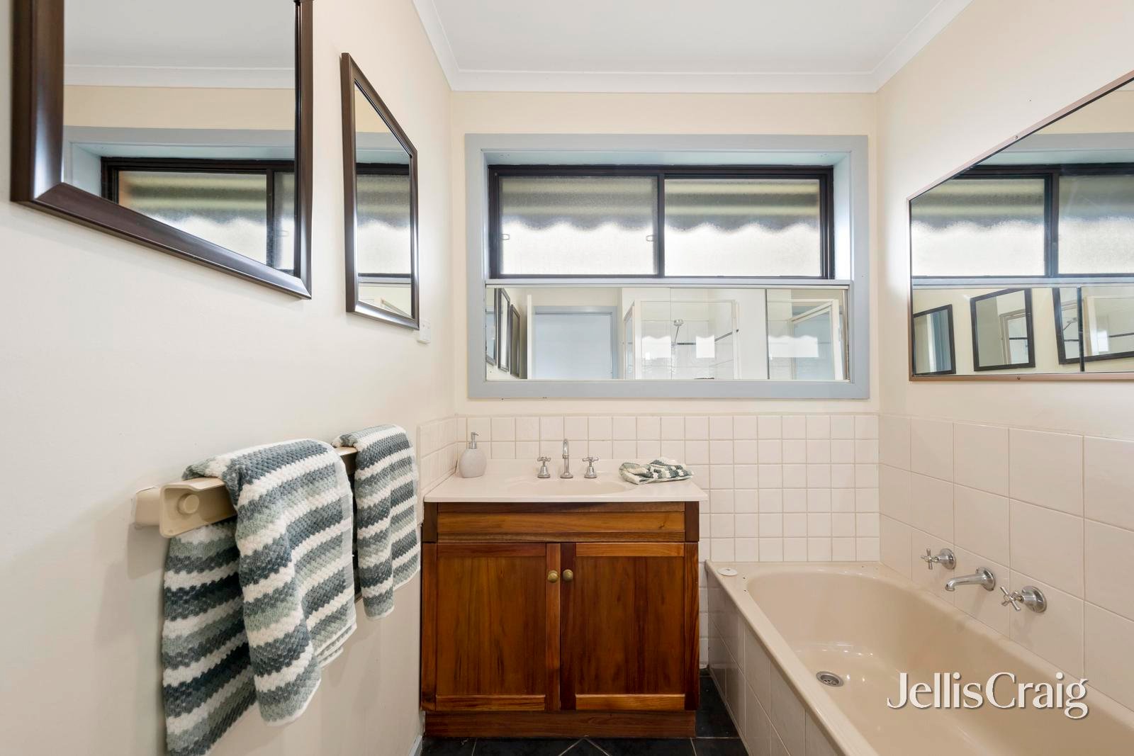 3 Middleton Drive, Woori Yallock image 10