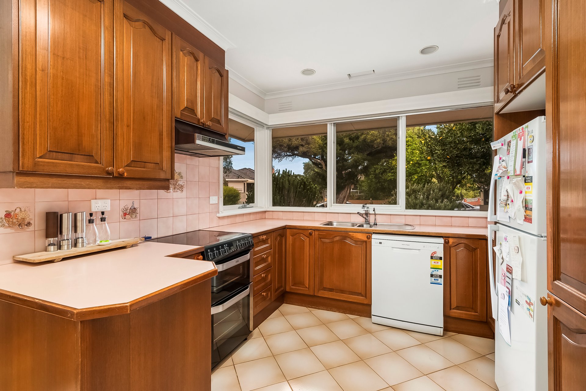 Property Gallery Thumbnail 3
