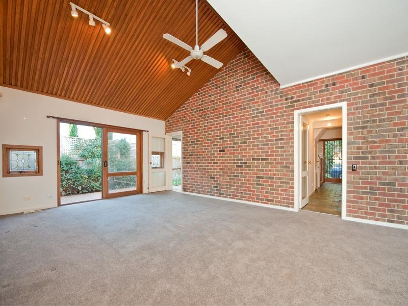 3 Molesworth Street, Canterbury image 2