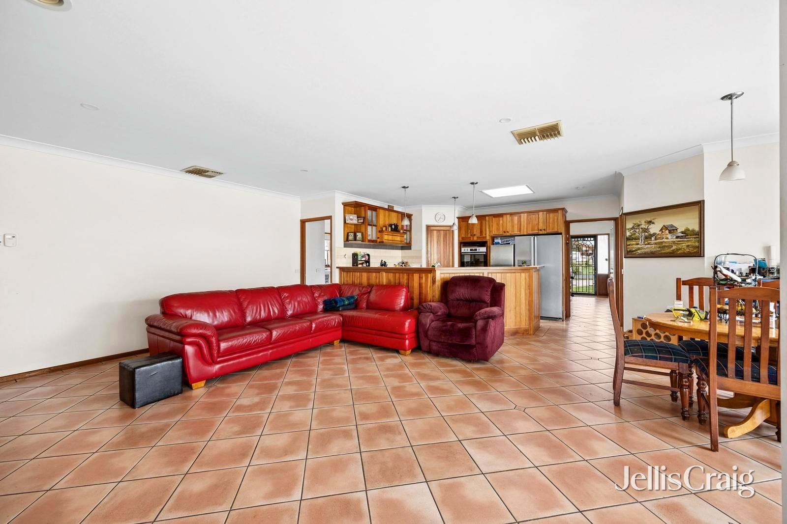 3 Monash Court, Whittington image 10