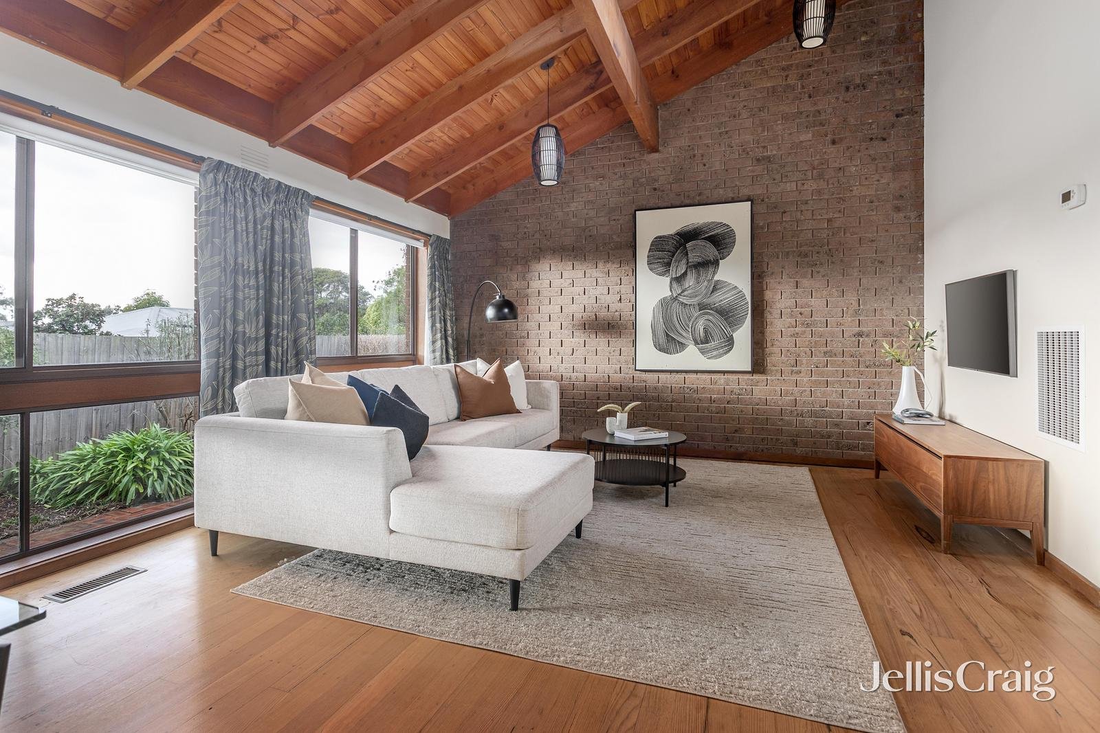 3 Myoora Court, Greensborough image 2