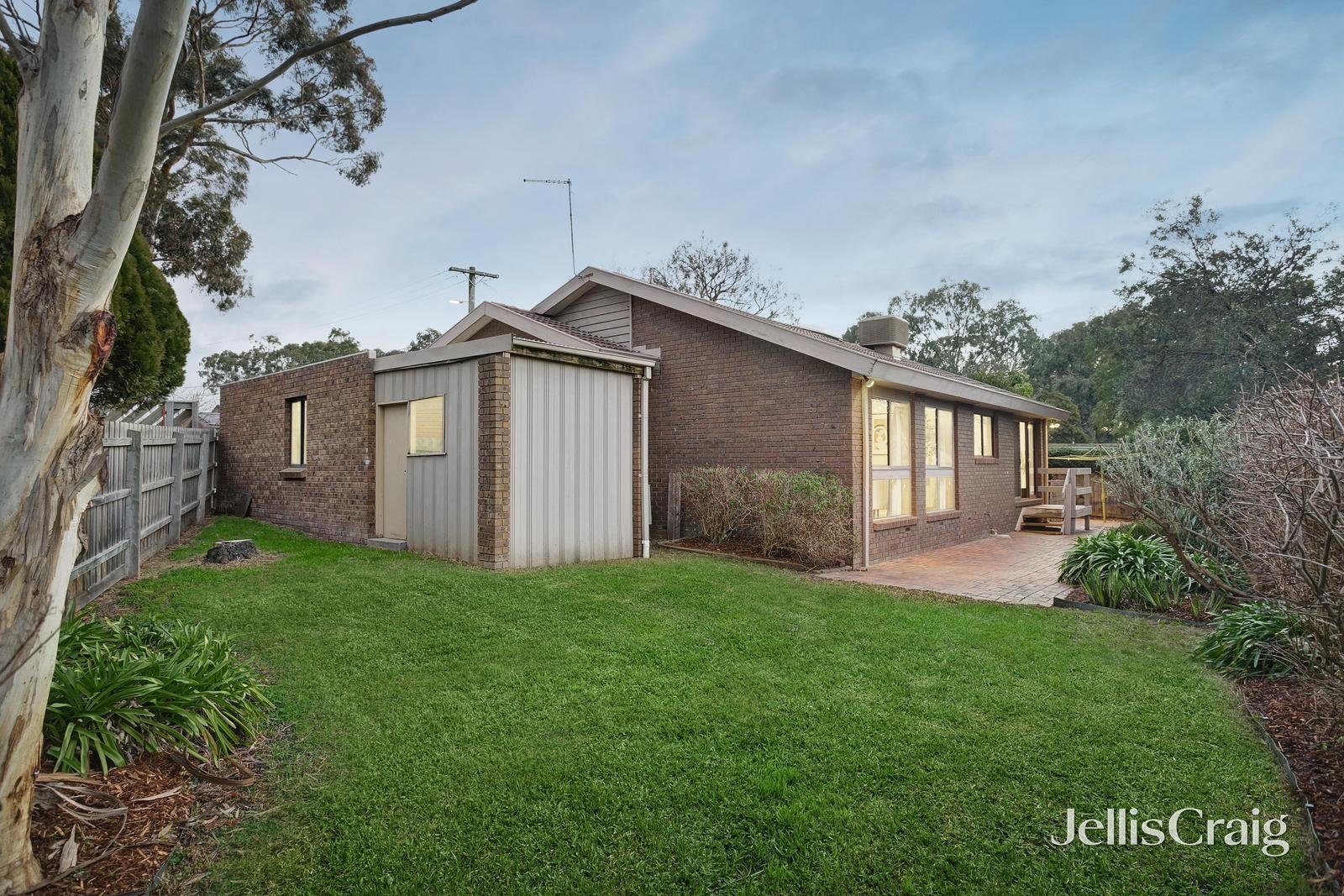 3 Myoora Court, Greensborough image 15