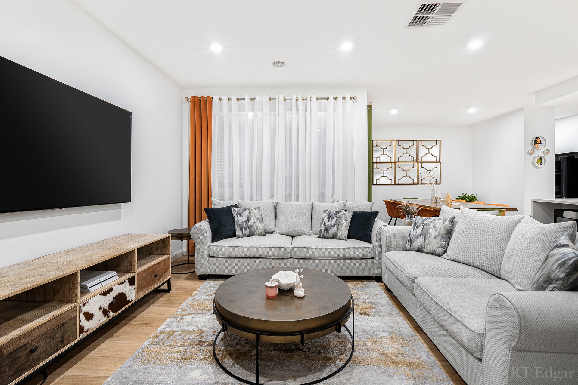 Property Gallery Thumbnail 2