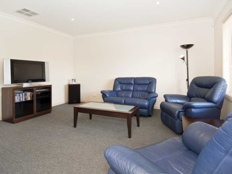 3 Nicole Court, Bell Park image 4