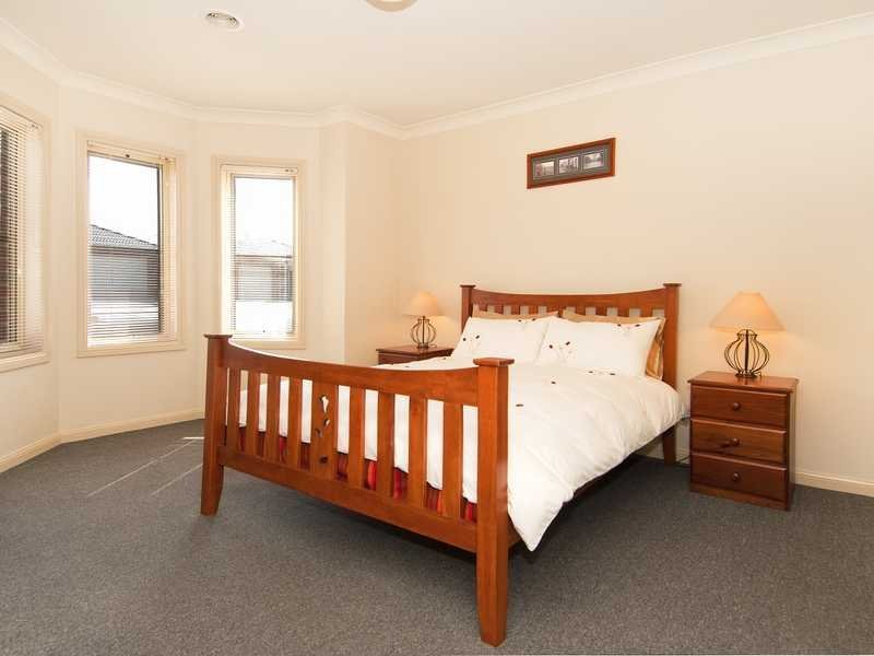 3 Nicole Court, Bell Park image 5