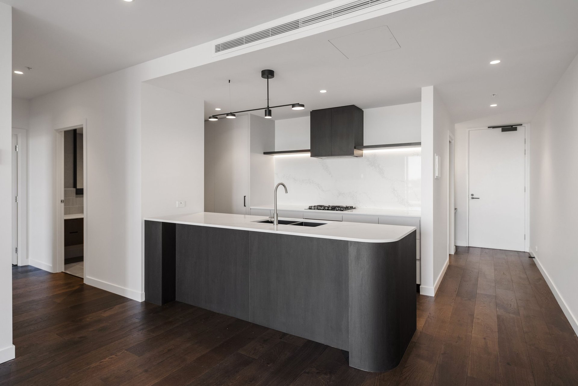 Property Gallery Thumbnail 2