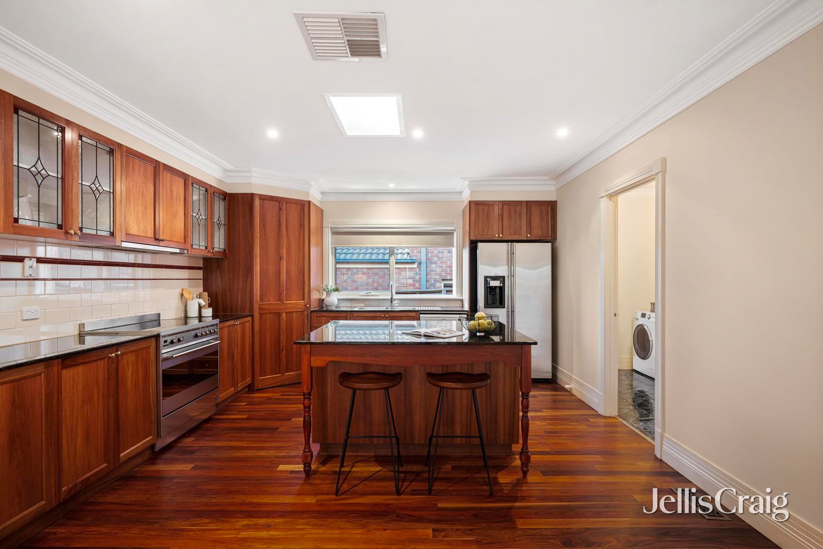 3 Paris Court, Mooroolbark image 4