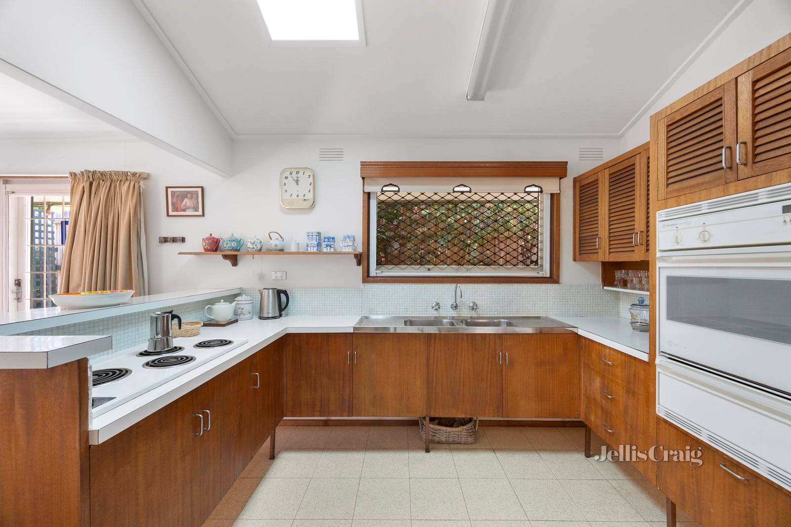 3 Pearce Street, Burwood image 9