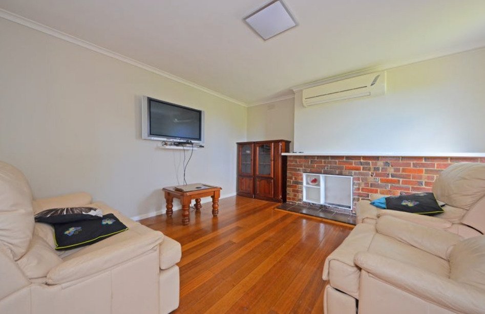 3 Pemberley Drive, Notting Hill image 2