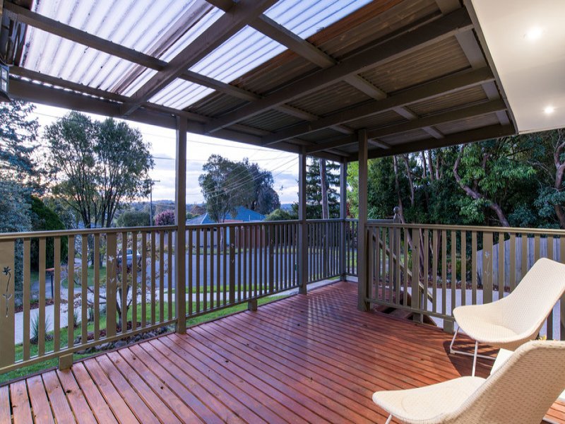 3 Pendle Place, Kilsyth image 2