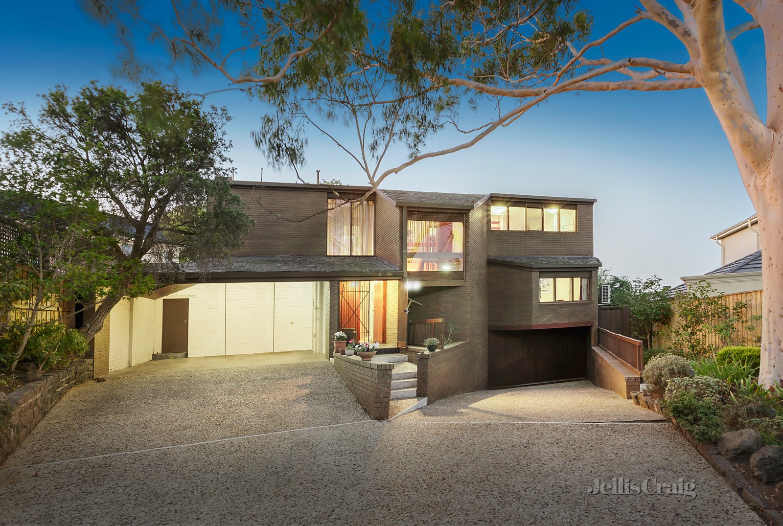 3 Perry Court, Kew image 1