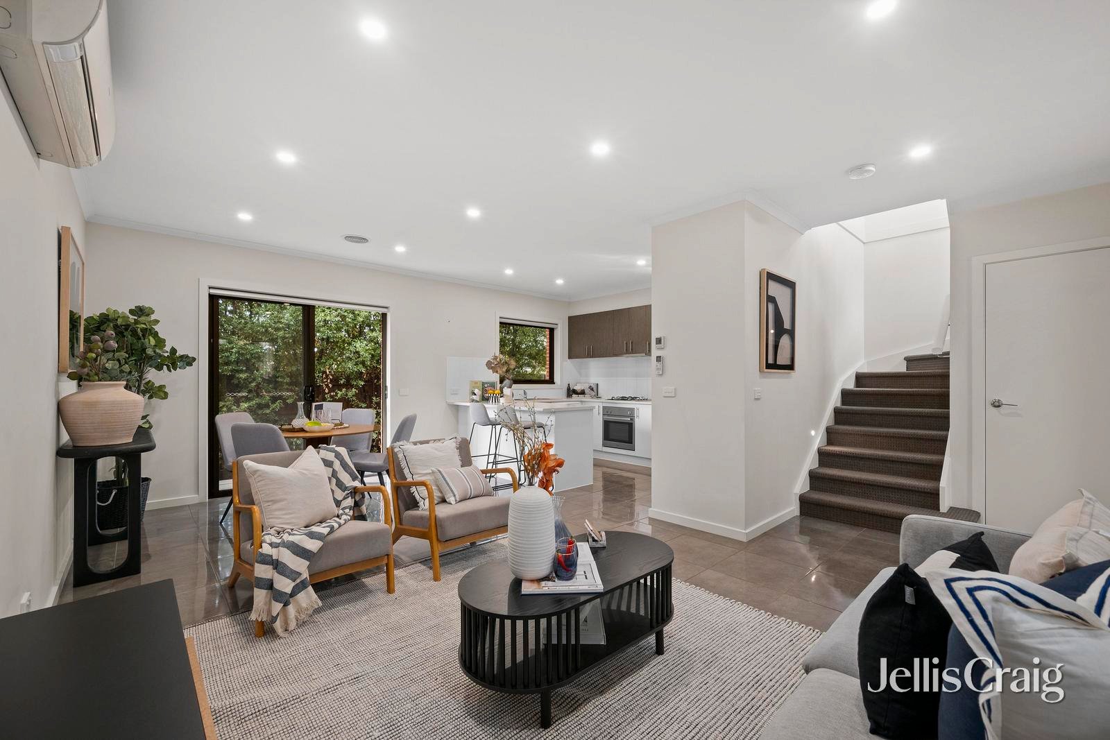 3 Prestige Close, Mooroolbark image 4