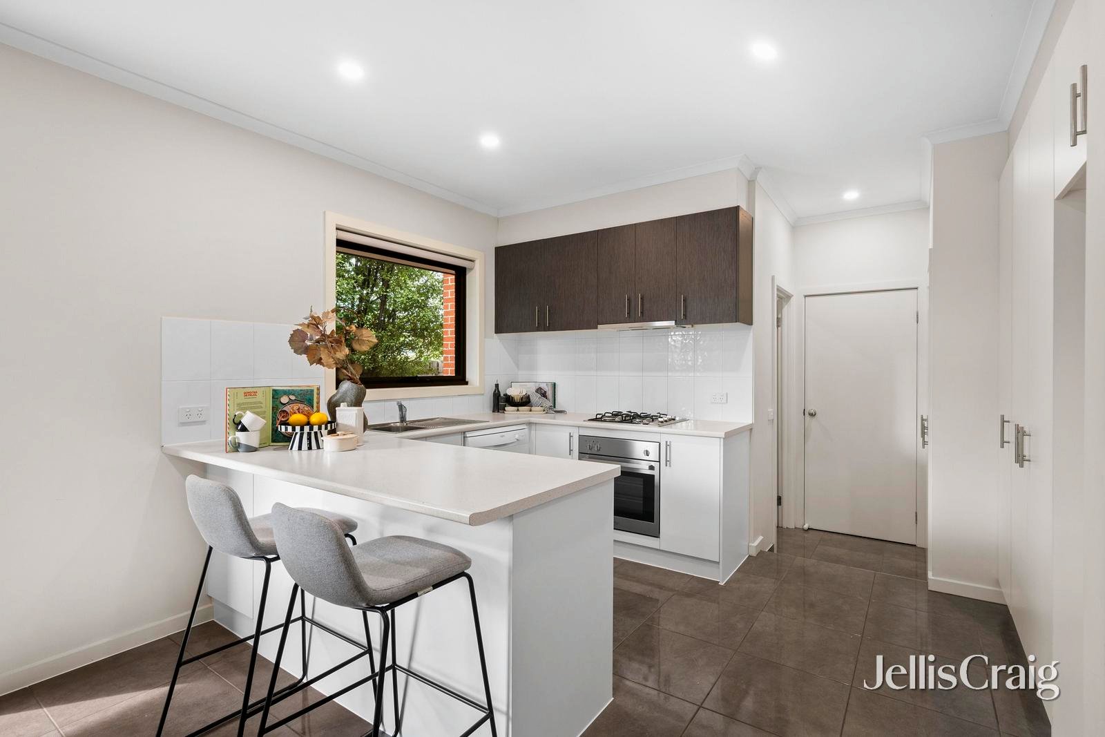 3 Prestige Close, Mooroolbark image 5