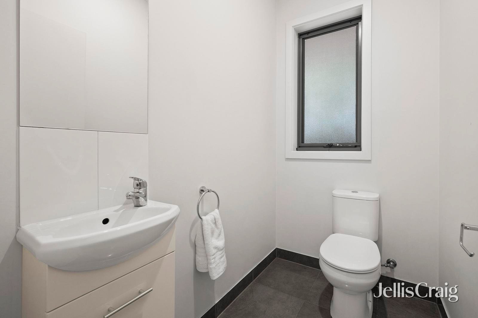 3 Prestige Close, Mooroolbark image 10