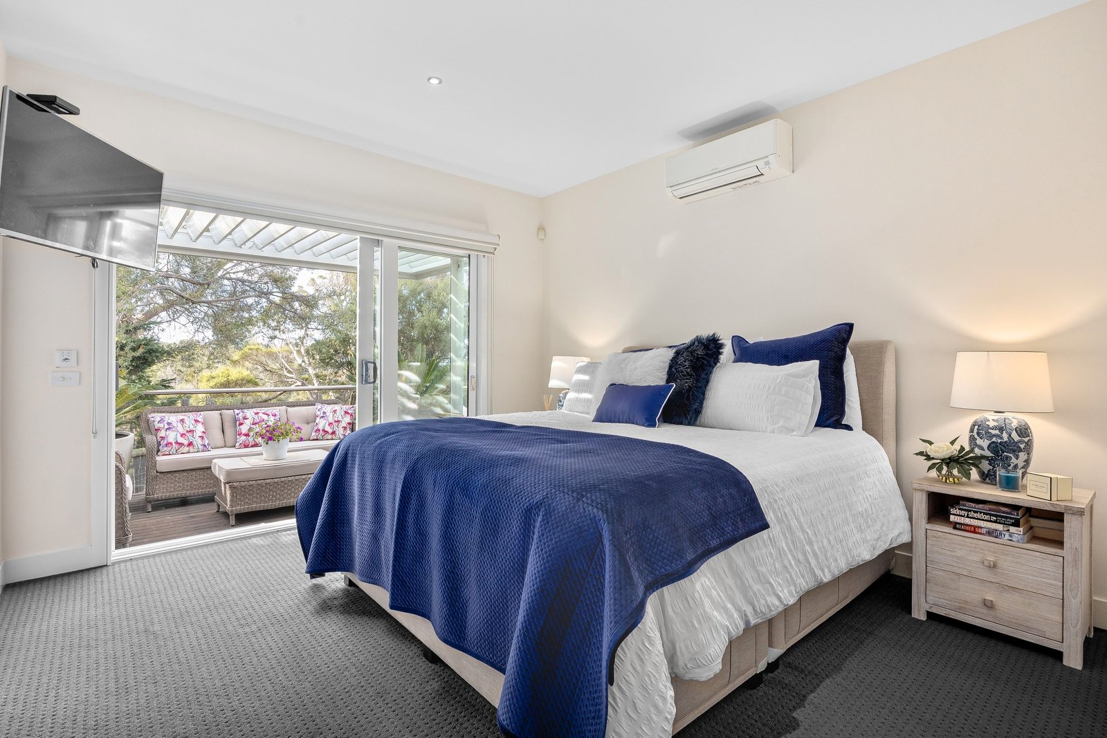 Property Gallery Thumbnail 11