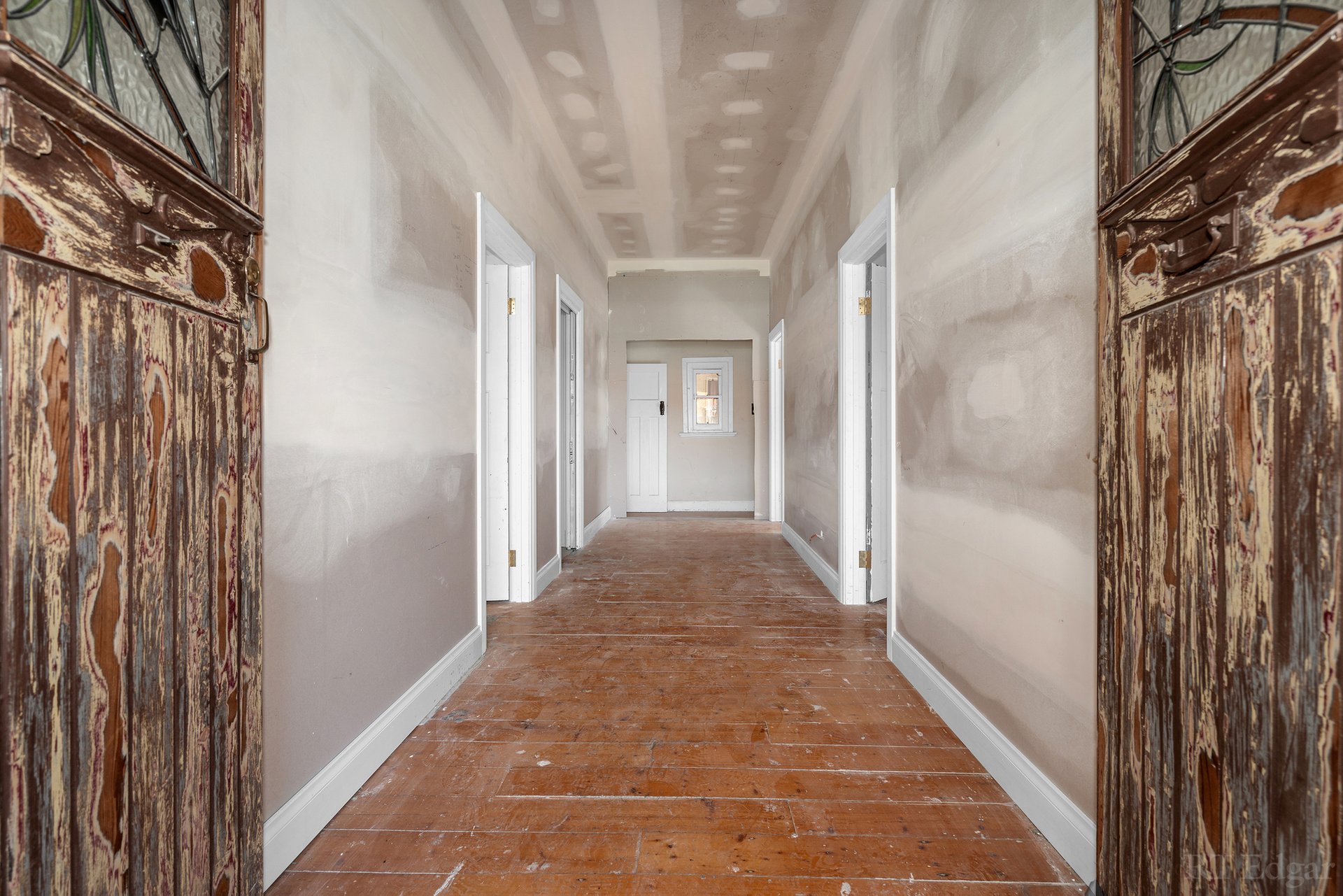 Property Gallery Thumbnail 3