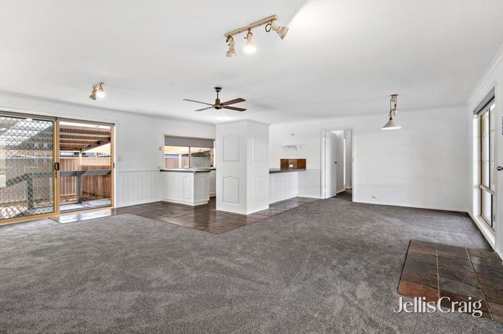 3 Quinta Drive, Mount Clear image 3