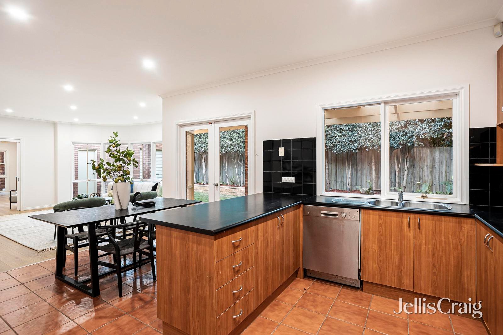 3 Riordan Place, Templestowe Lower image 5