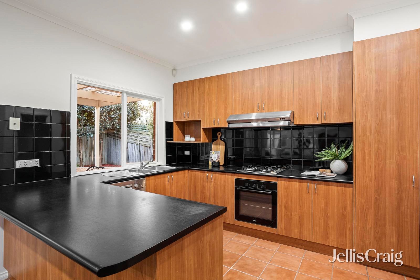 3 Riordan Place, Templestowe Lower image 6