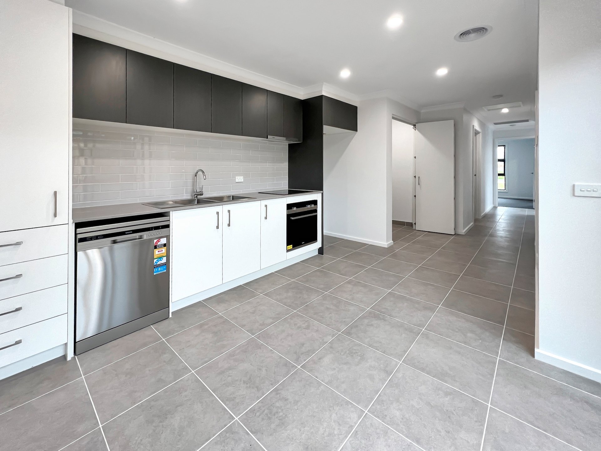 3 Rockbank Walk, Armstrong&nbsp;Creek image 5