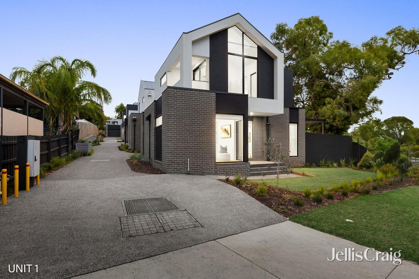 3 Ross Road, Croydon image 6