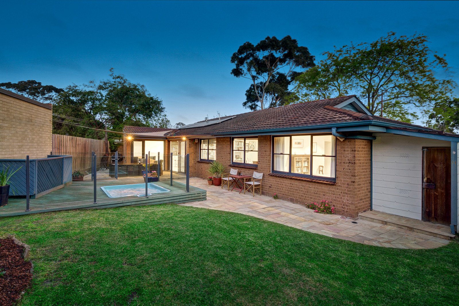 3 Rossdale Court, Glen Waverley image 9