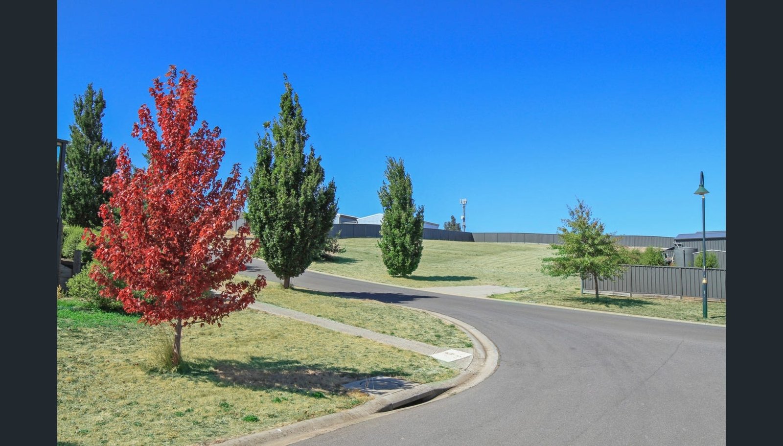 Property Gallery Thumbnail 3