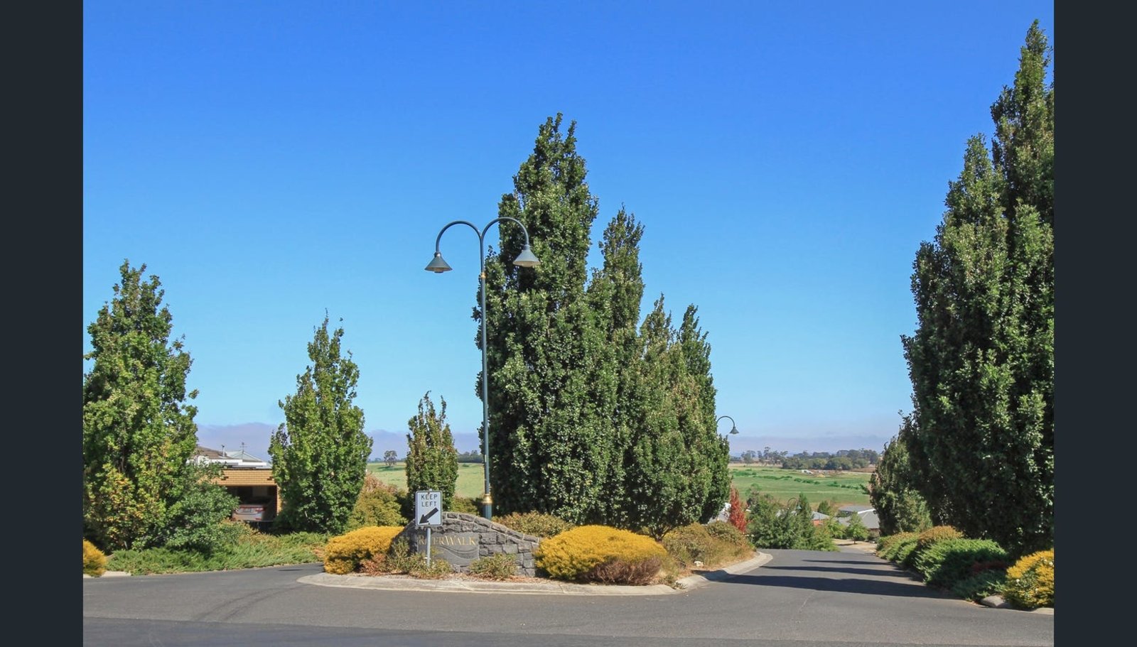 Property Gallery Thumbnail 8