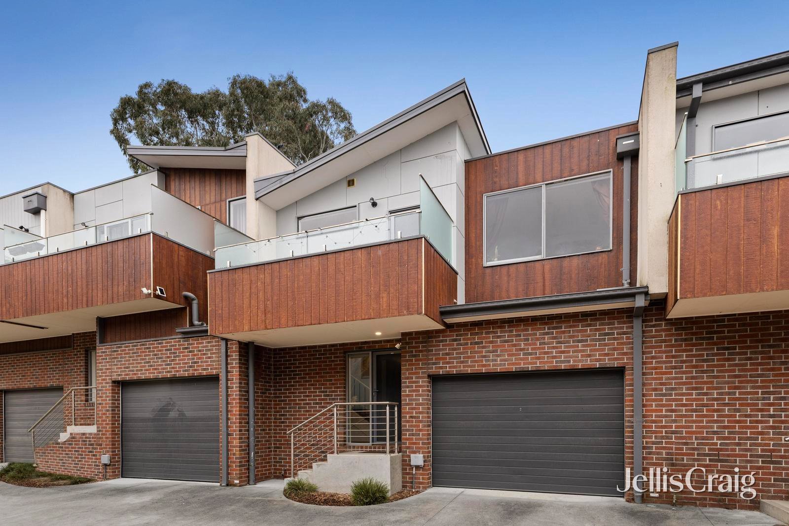 3 Sarges Mews, Lilydale image 1