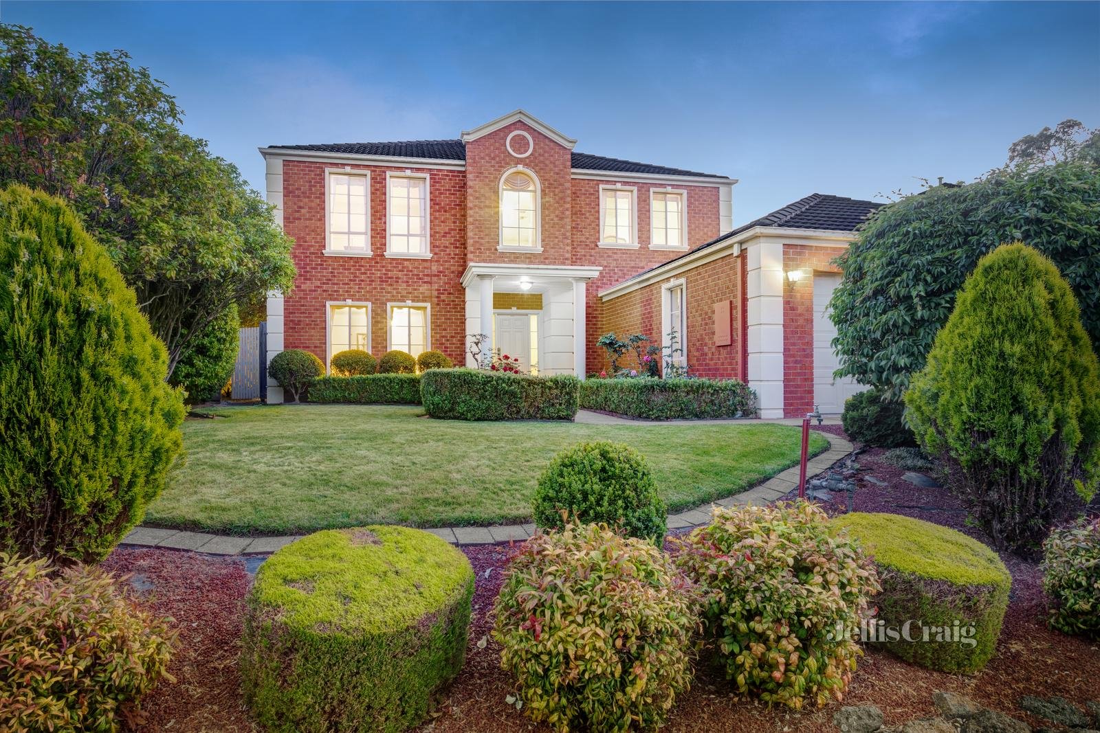 3 Secomb Court, Glen Waverley image 1