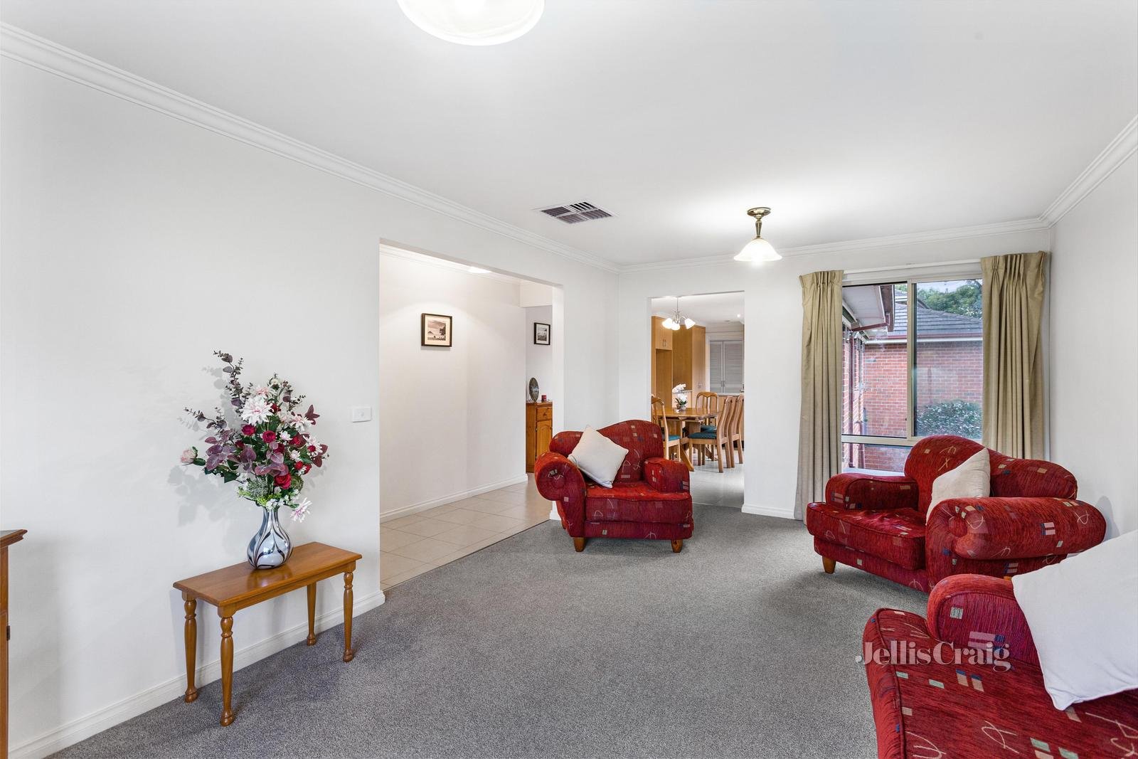 3 Sellick Drive, Croydon image 3